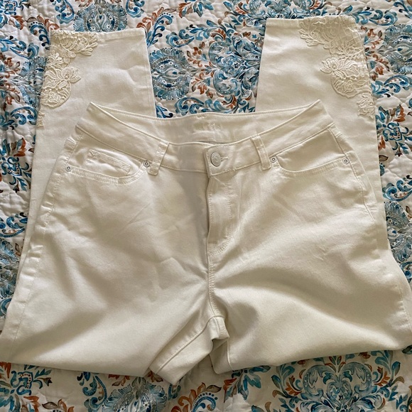 2 pairs of jeans - Picture 13 of 15